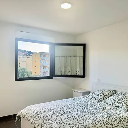 2 Pieces Au Coeur De La De Propriano (Corsica)