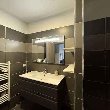 Apartment 2 Pieces Au Coeur De La De Propriano (Corsica)