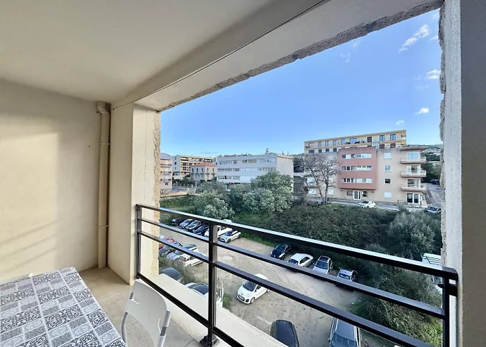Apartman 2 Pieces Au Coeur De La De Propriano
